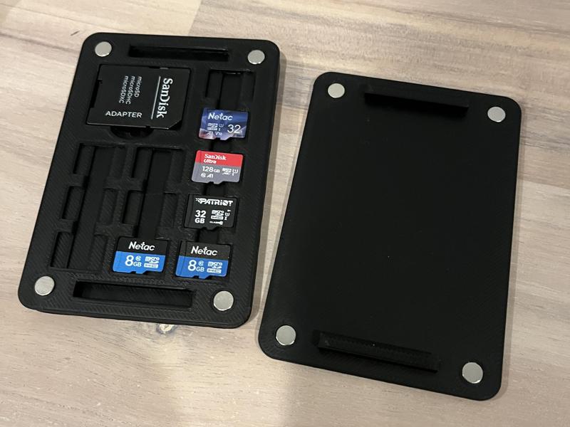 Slim Magnetic SD + Micro SD Card Case