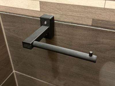 Toilet paper holder