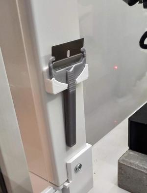 Holder for EZ-Snap Razor Blade Handle