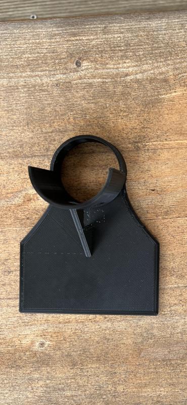 Pool filter hose support