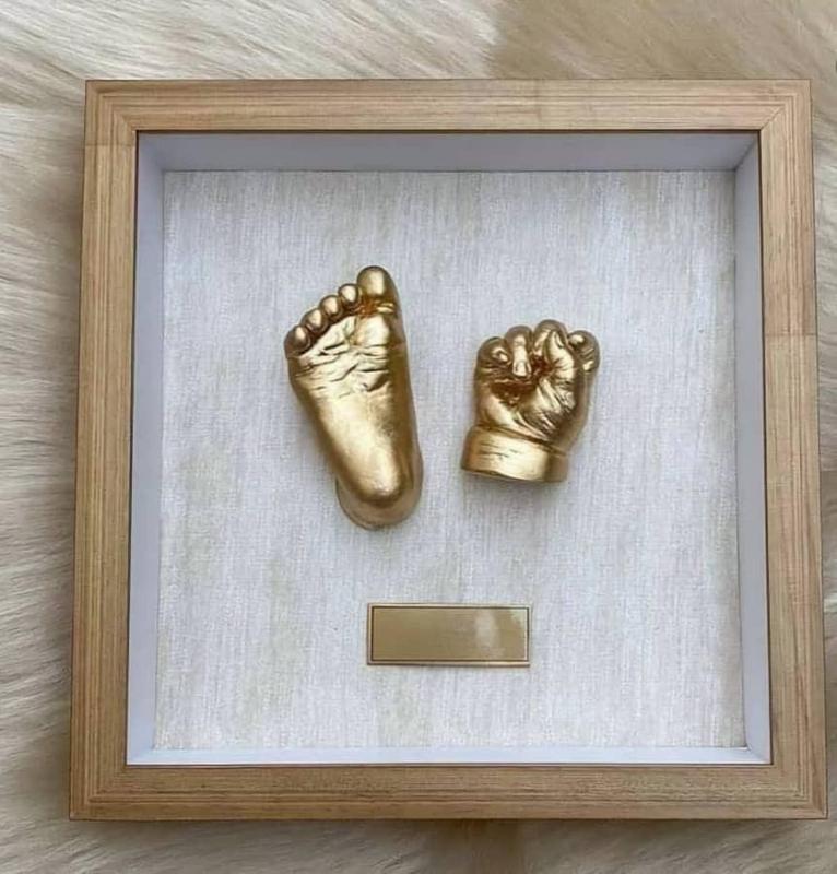 gift hand and foot baby