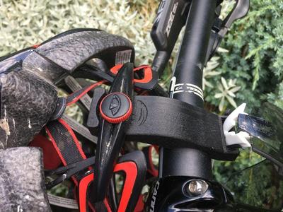 MTB helmet and glasses holder 11 grams