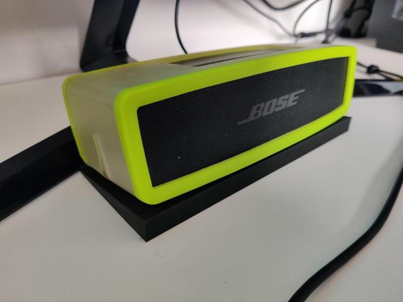 BOSE SoundLink Mini II Desktop Support