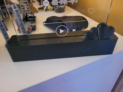 Stand for spotify plaque