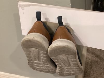 shoe holder for wall