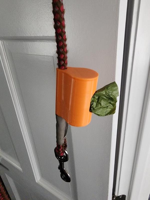 Earth Rated Dog Poop Bag Leash Dispenser Container