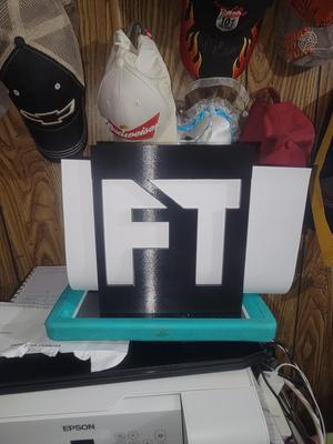 Desk organizer