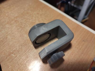 Table clamp for the vise