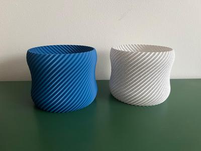 Spiral wave planter
