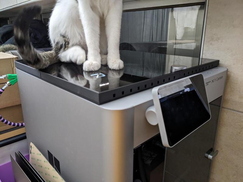 Bambu Lab X1 / P1 low profile glass riser with vent