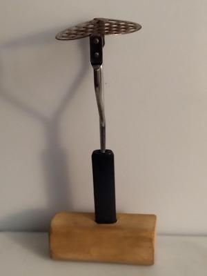 PotatoMasherHandle.stl