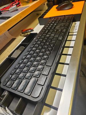 Logitech MX master gridfinity holder