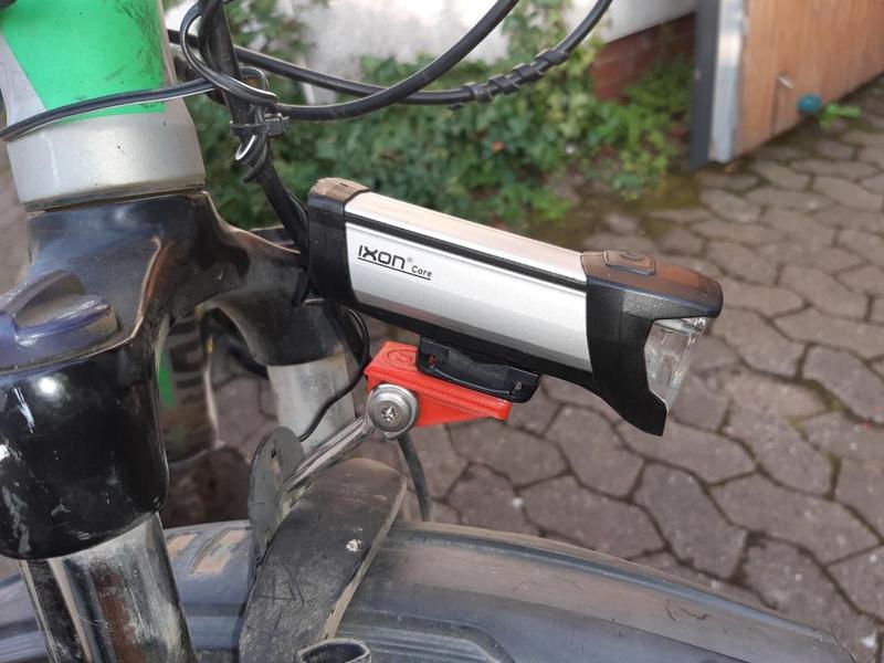 IXON Adapter Bike Light