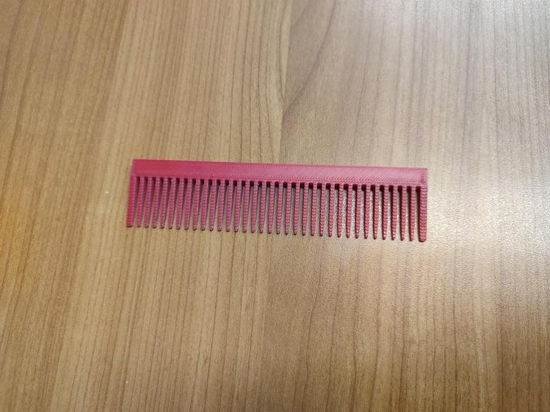 No Frills Comb