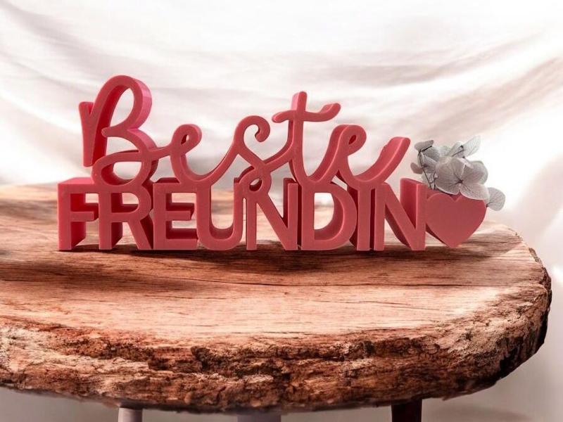 Best Friend Lettering with Heart / Dried Flowers