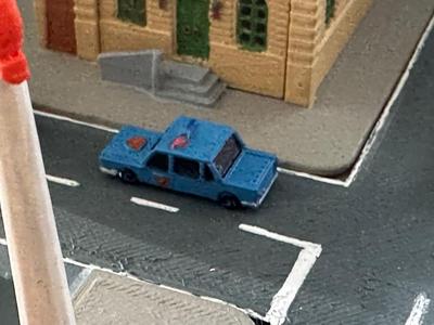 Passenger car 4 - emergency vehicle (z-scale)