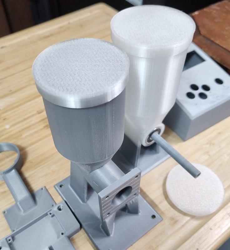 RADIN2 Reolading Loader Trickler Powder bin lid