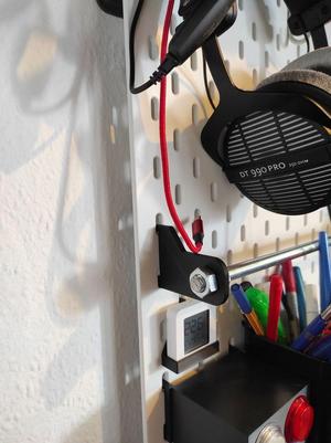 Ikea skadis - workspace cable holder