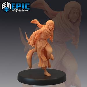 Viziers Assassin Running / Female Desert Rogue / Oriental Woman