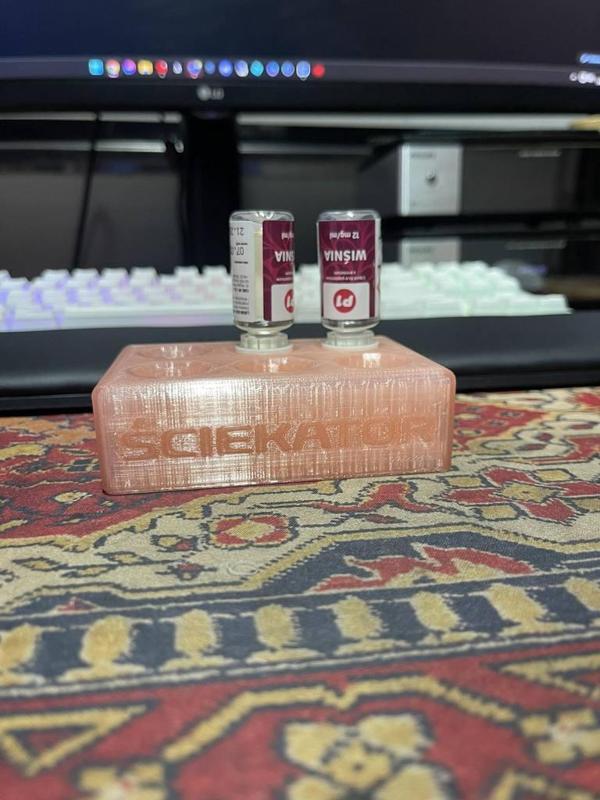 Ściekator/Stojak na 10ml butelki Liquidu