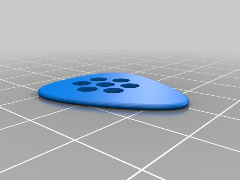 guitar pick with grip holes (1mm)