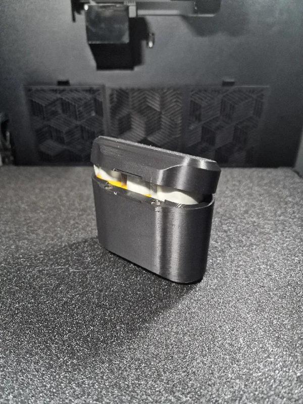 FilmPod 120 · Print-in-place travel case for 120 film   