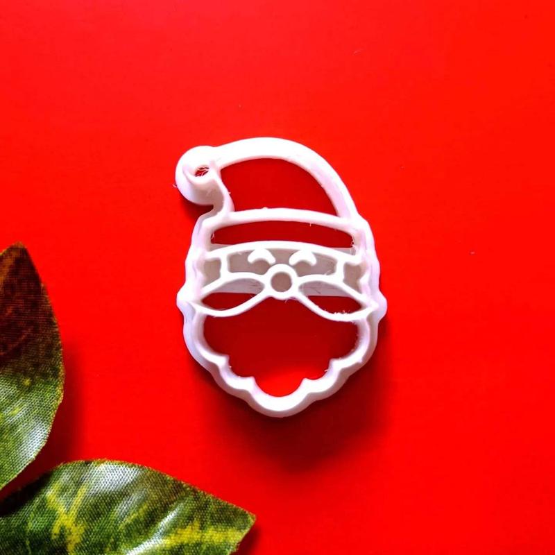 santa  clay cutter