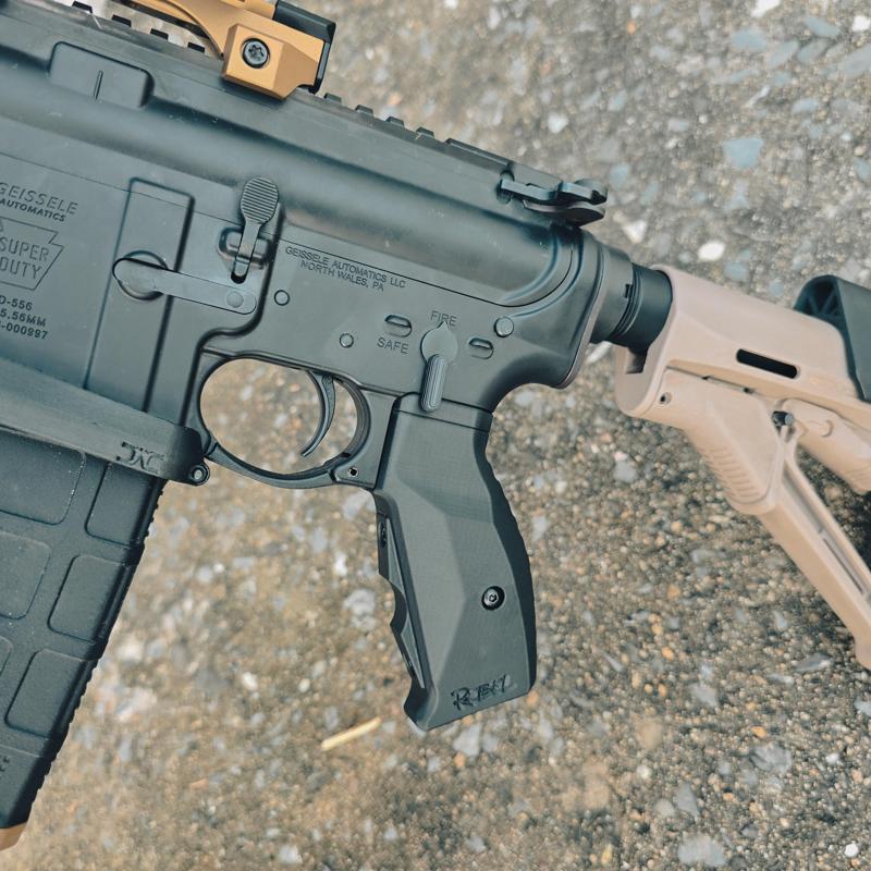 Rebel A. EO EDGE Grip