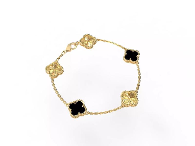 Vintage Bracelet Flower Diamond Cutted Flower 10mm