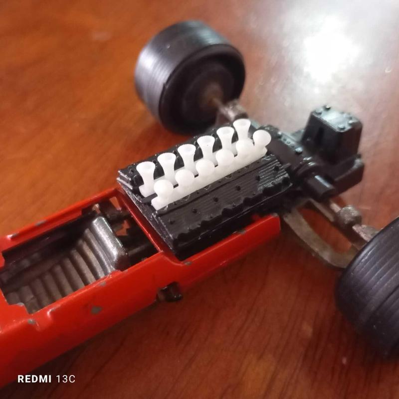 Velocity stacks Ferrari F1 Politoys 1/32 Replacement intake trumpets