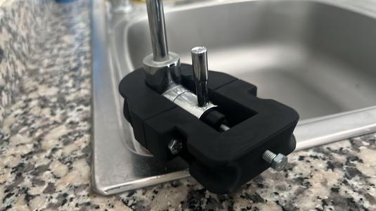 faucet valve compression