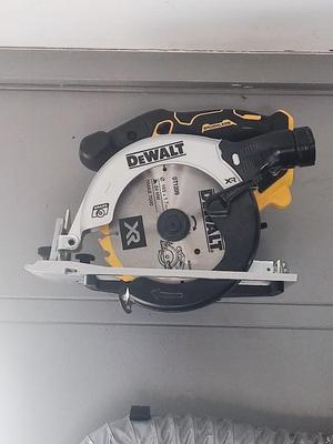 Dewalt DSC565N XR Wall Mount