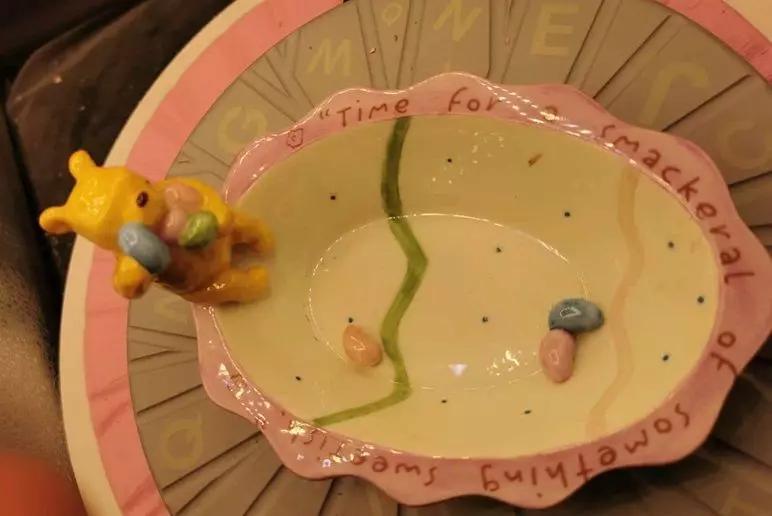 winnie the pooh jelly bean dish