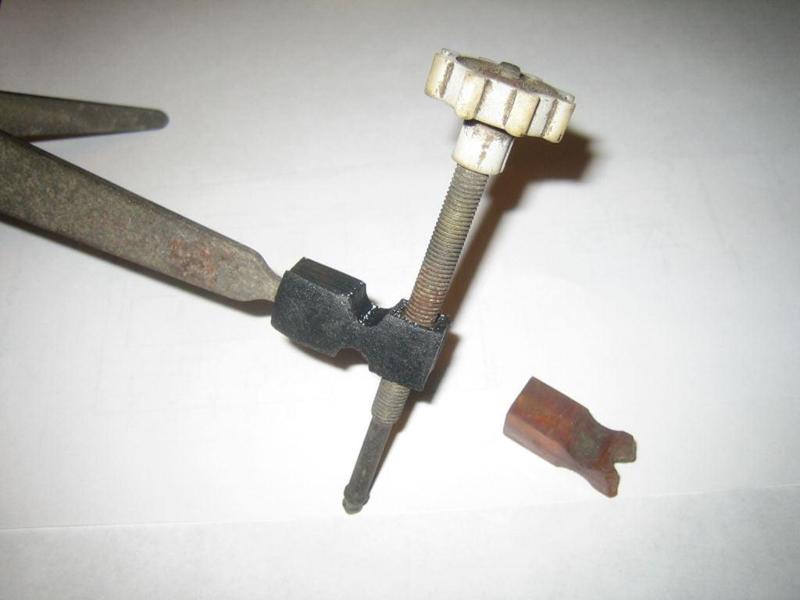 Citroen DS headlight adjustment block