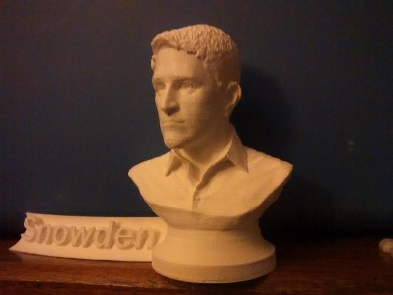 Snowden Bust (FDM printable with name-plate)