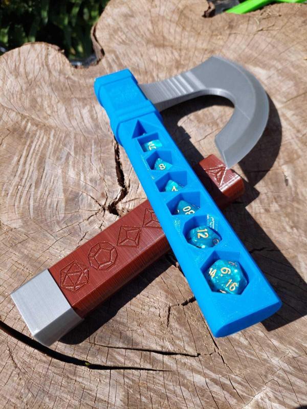 Dice Holder axe - Hacha portadados