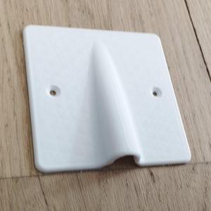 Sortie de câble / Wall cable outlet