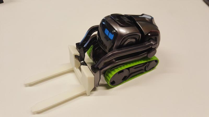 cozmo pallet holder & pallet