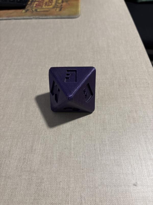 Dado con estilos natación