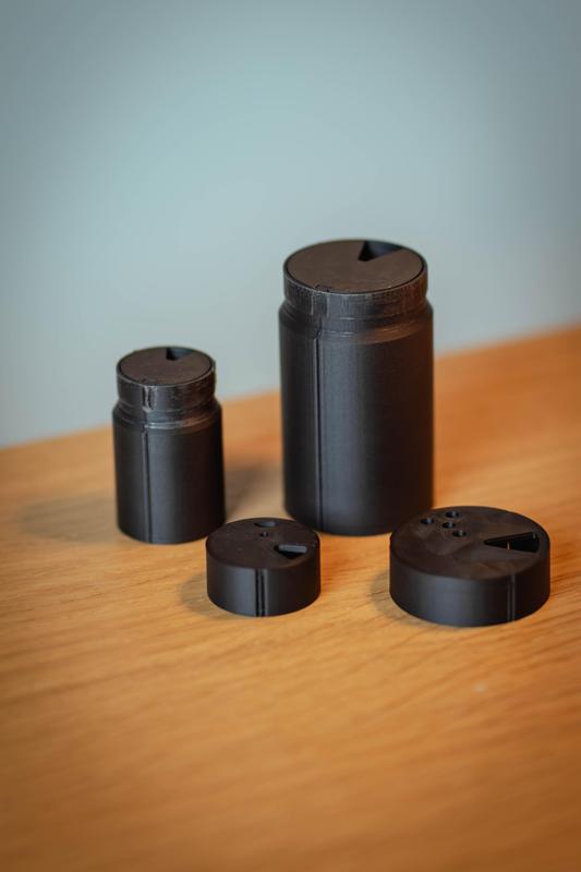 Spice shaker, salt shaker, pepper shaker