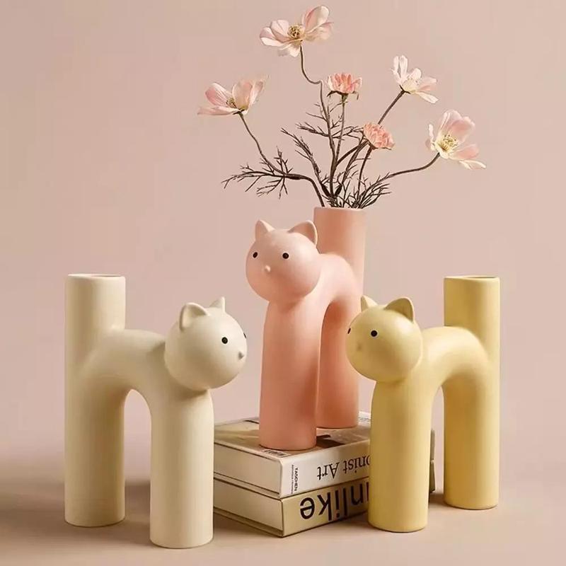Cute U Shape Cat Vase