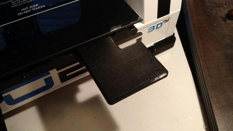 ROBO 3D R1+ Camera Mount - snaps to build plate