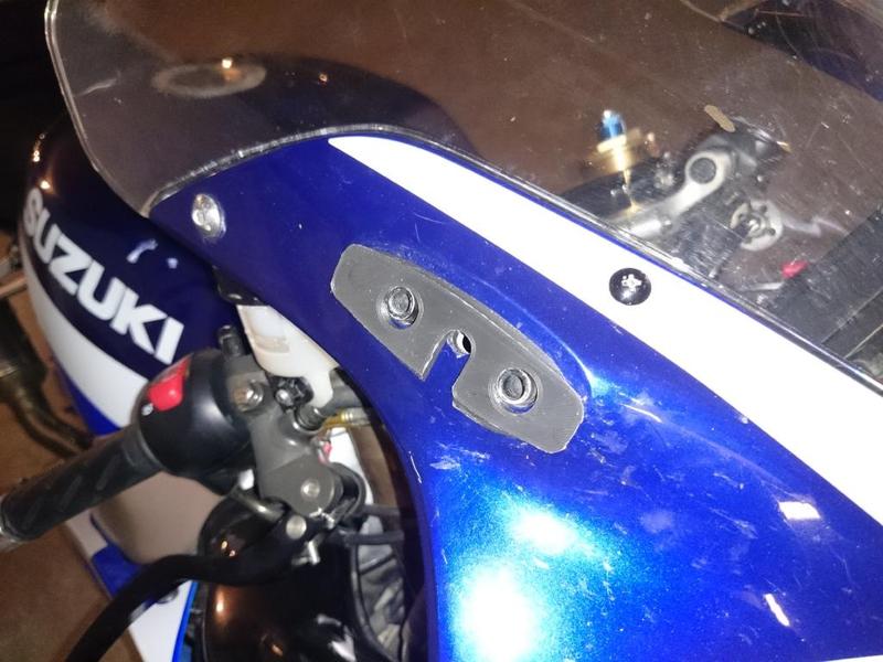 Suzuki GSX-R mirror adapter plates