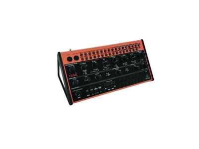Behringer Crave sidepanel