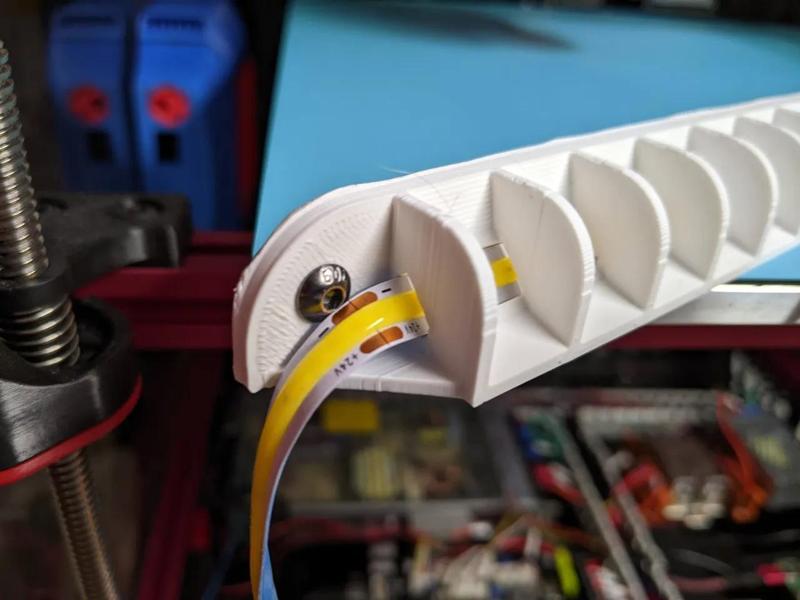 2020 Extrusion Baffled 8mm LED light bar   