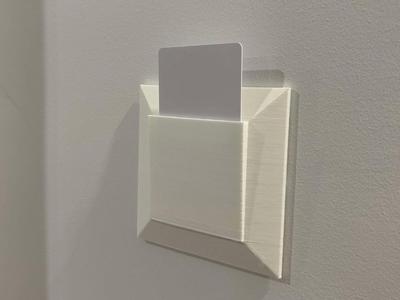 Card Holder Wall-Mounted – Clean