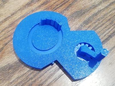 moving worm toy