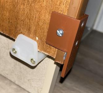Lance 1575 Sliding Door Stop