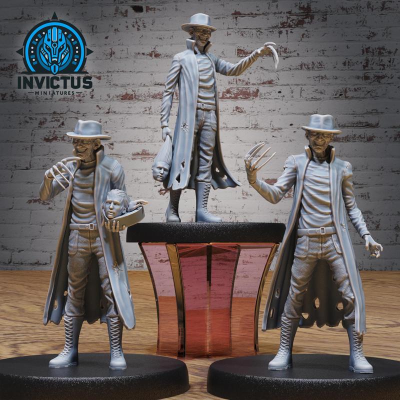 Nightmare Killer Set / Evil Clawed Hunter / Humanoid Beast / Horror Night Encounter