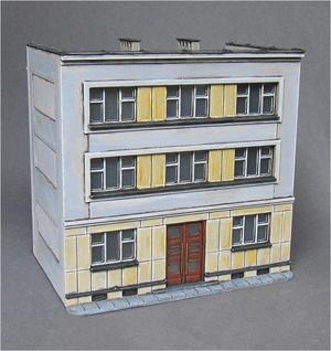 Modernist town house 6